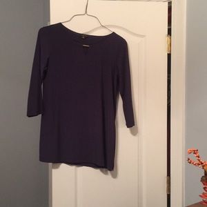Polyester spandex top with three-quarter sleeves